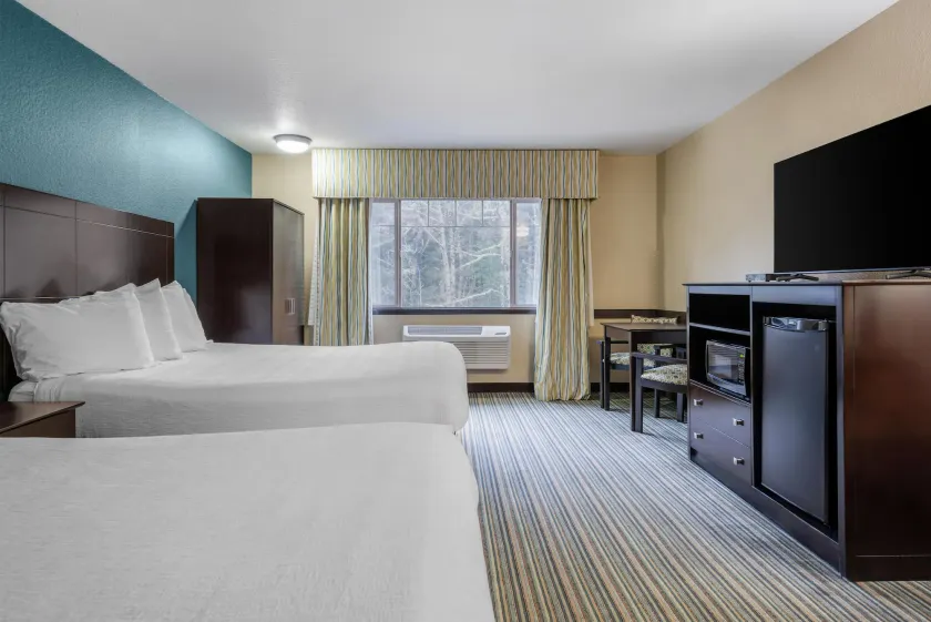 Best Western Long Beach Inn - Image 1