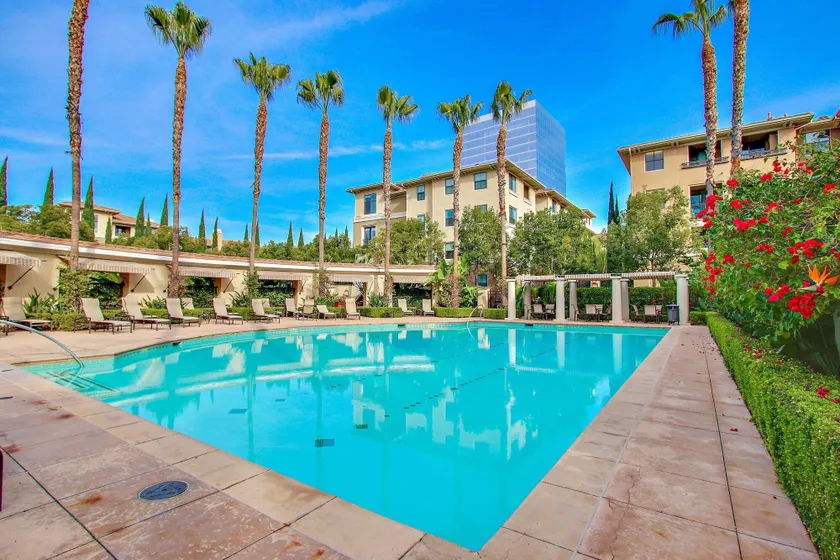 Global Luxury Suites at The Village - Image 1
