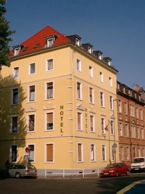 Classic Inn - Image 1
