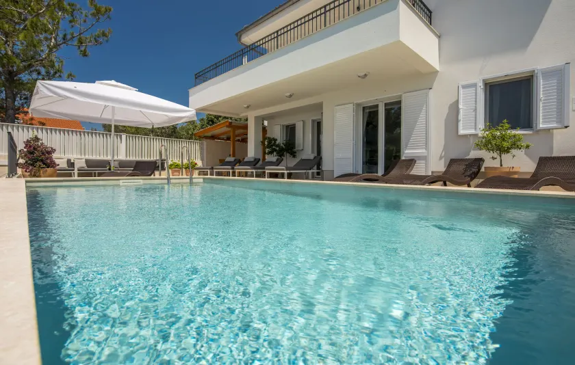 Villa St Martin-Reef - Exclusive Seafront Villa with Private Heated Pool - Image 1
