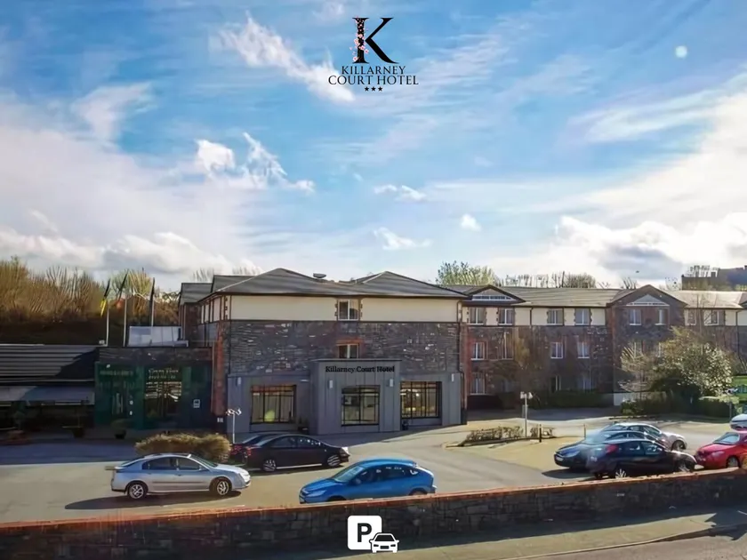 Killarney Court Hotel - Image 1