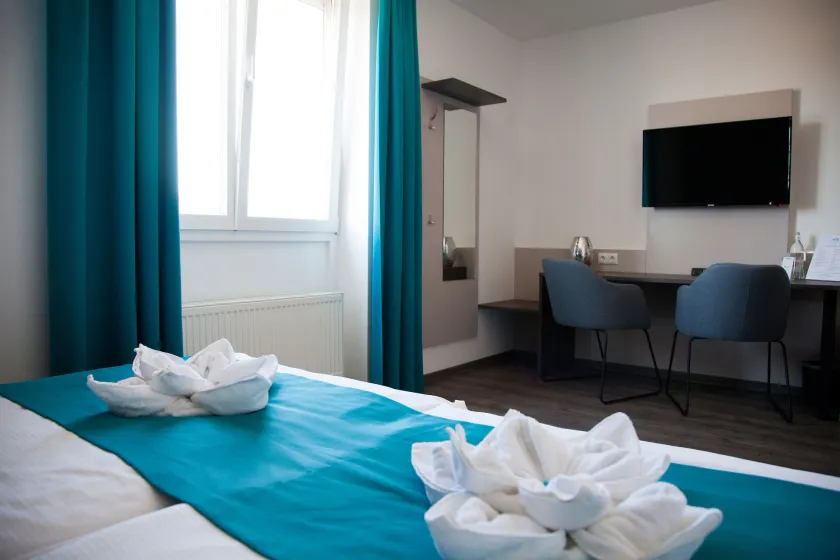 Hotel im Kaiserpark - Image 1