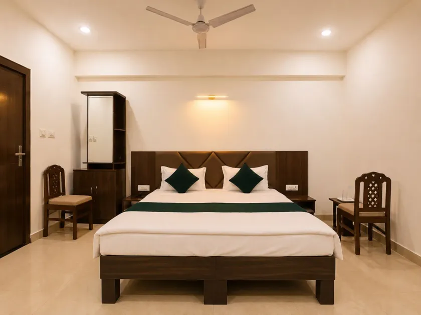 Hotel Pragati Palace - Image 1