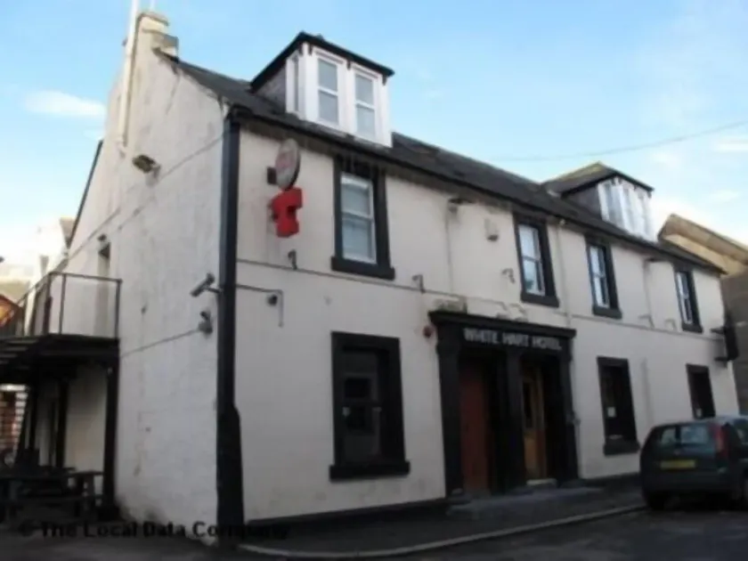 White Hart Hotel - Image 1