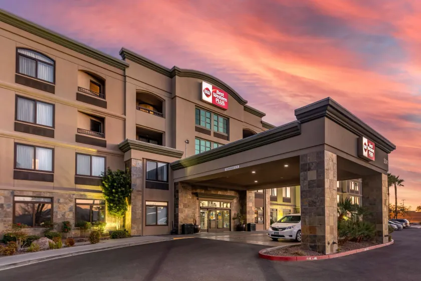 Best Western Plus Las Vegas South Henderson - Image 1