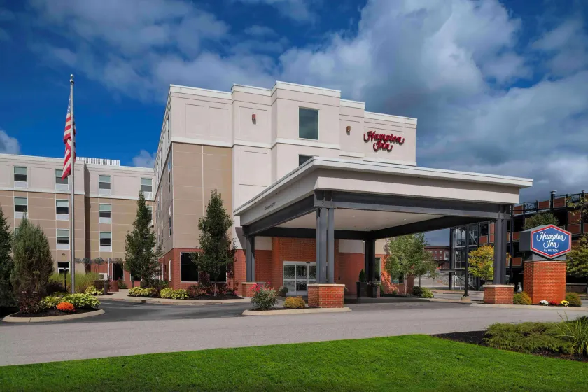 Hampton Inn Lewiston-Auburn - Image 1