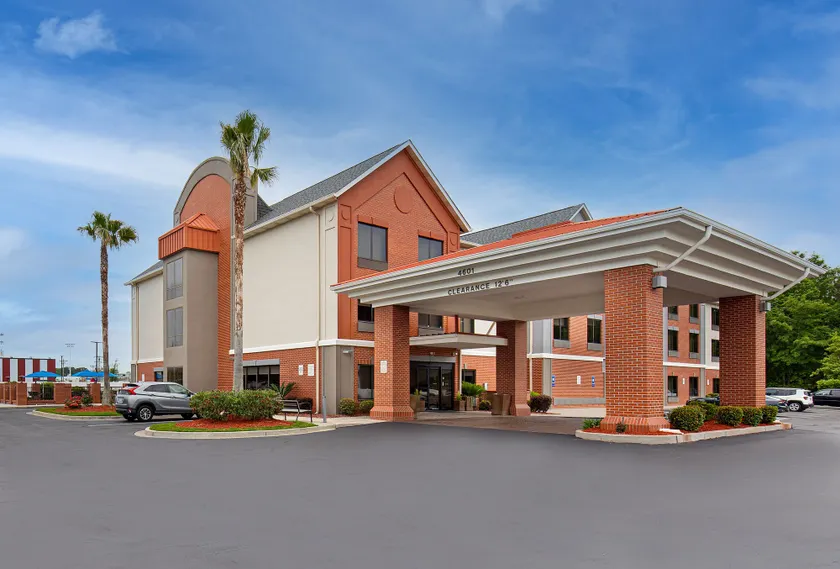 Holiday Inn Express Savannah South I-95 Richmond Hill by IHG - Image 1