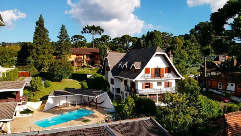 Casa Três Rios - Campos do Jordão - Image 1