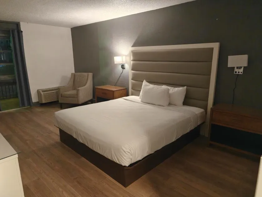 Plaza Hotel Fort Lauderdale - Image 1
