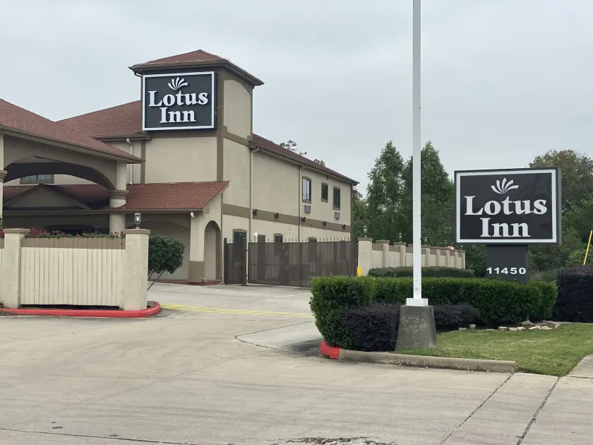 Lotus Inn - Image 1