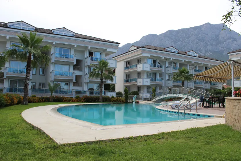 Tebriz Apart - Image 1