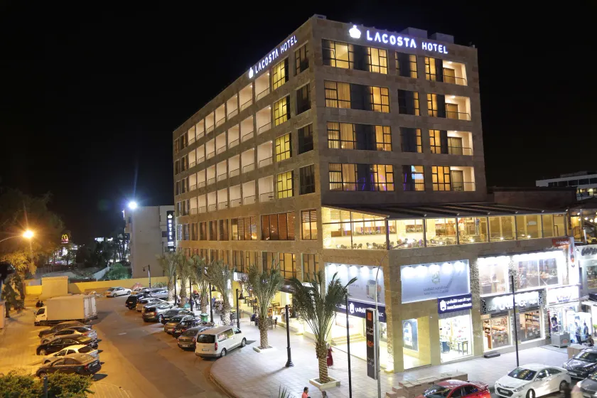 Lacosta Hotel - Image 1