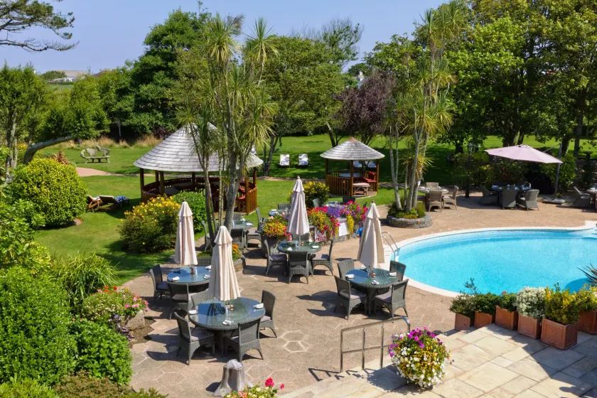 The Farmhouse Hotel and Restaurant - Image 1