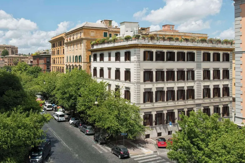 Atlante Garden Hotel - Image 1