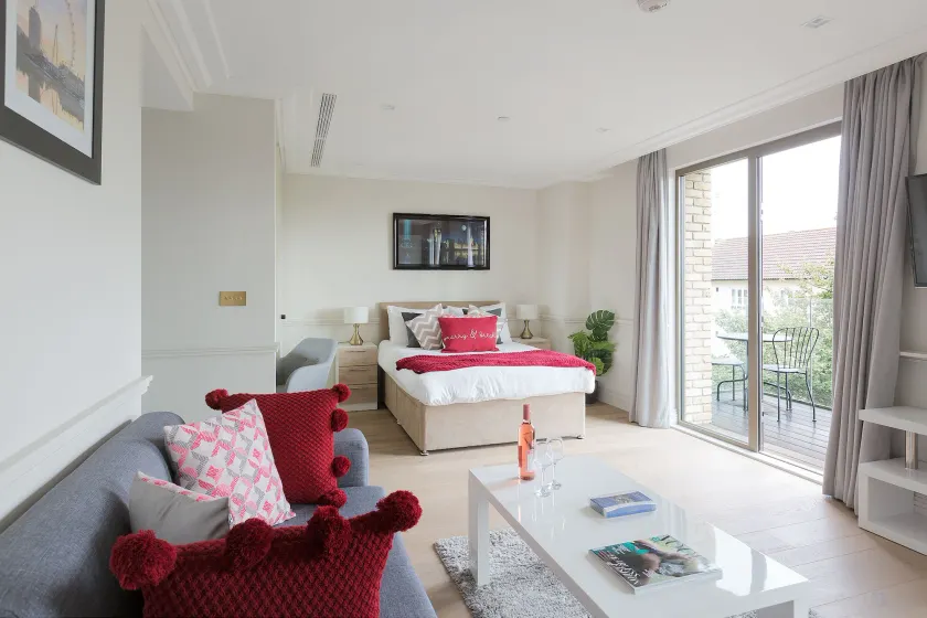 Luxurious Hammersmith Apartment - Image 1