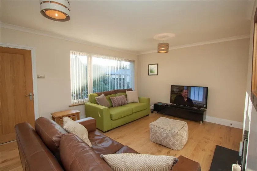 Beckside - Image 1