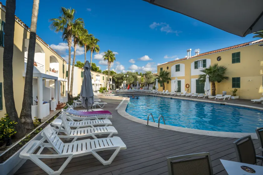 Apartaments Cales de Ponent - Image 1
