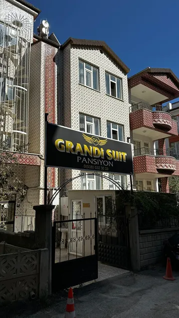 Grandi Suit Pansiyon - Image 1