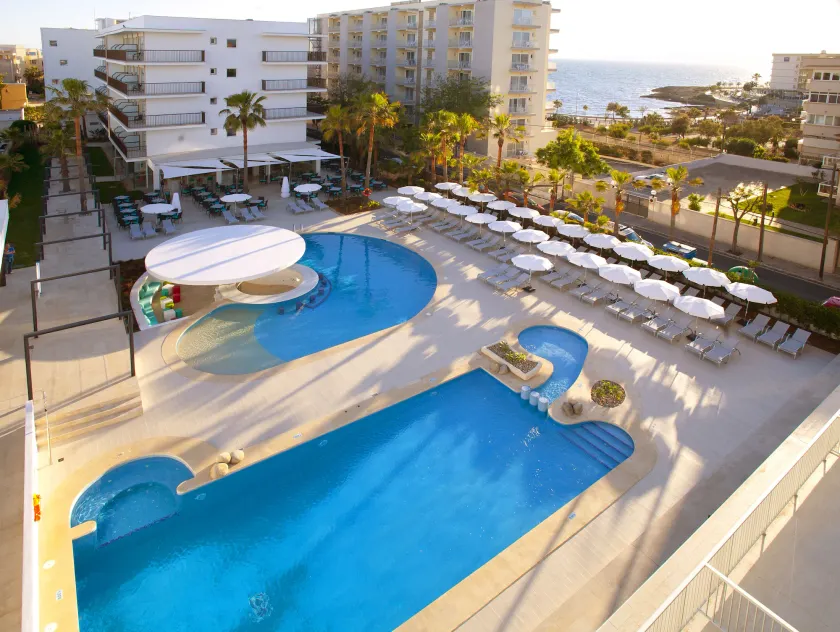 JS Palma Stay - Adults Only - Image 1