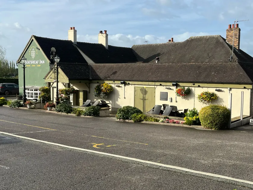 Wheatsheaf Inn, Bar Hill - Image 1
