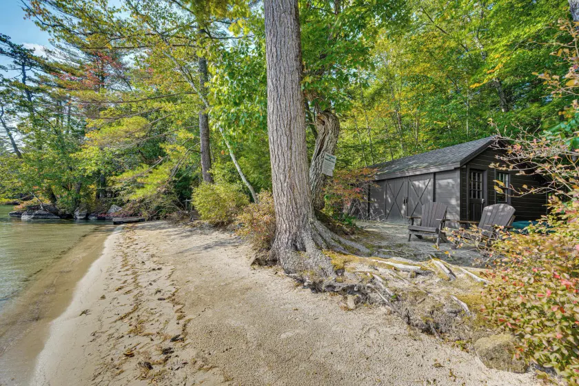 Rustic Cabin w/ Squam Lake Access & Fireplace! - Image 1