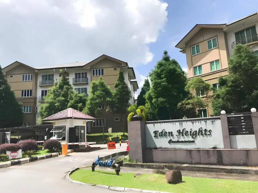 Natol Homestay - Kuching Home Penthouse Airport Road - Image 1