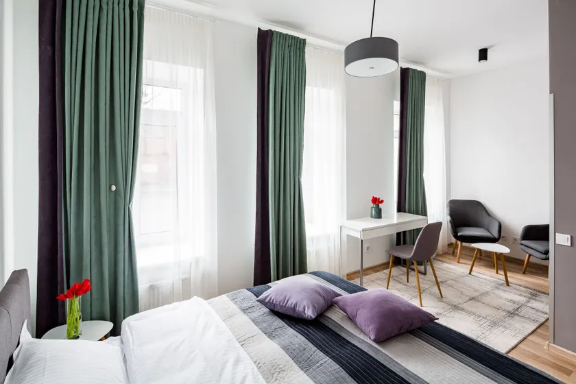 Apart Hotel Code 10 - Image 1