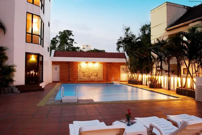 CH Hotel - Image 1