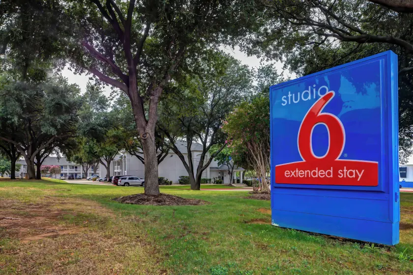 Studio 6 Arlington, TX - South - Dallas - Image 1