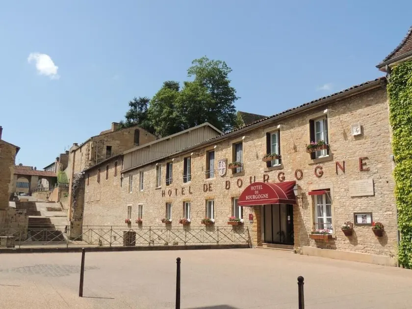 Hotel de Bourgogne - Image 1