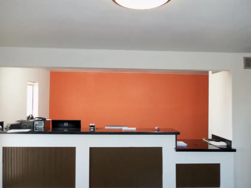 Giddings Executive Inn - Image 1