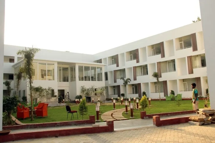 SAARAL RESORTS & HOTELS PVT Ltd - Image 1