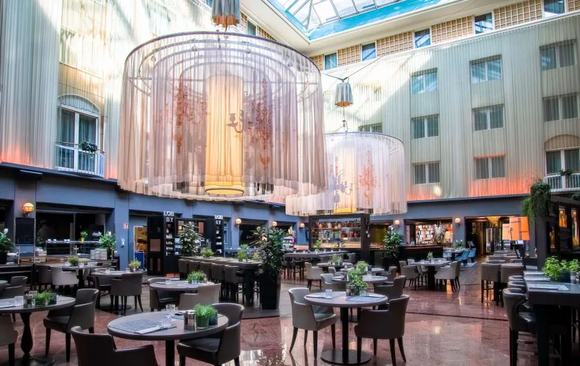 Radisson Blu Hotel Bremen - Image 1