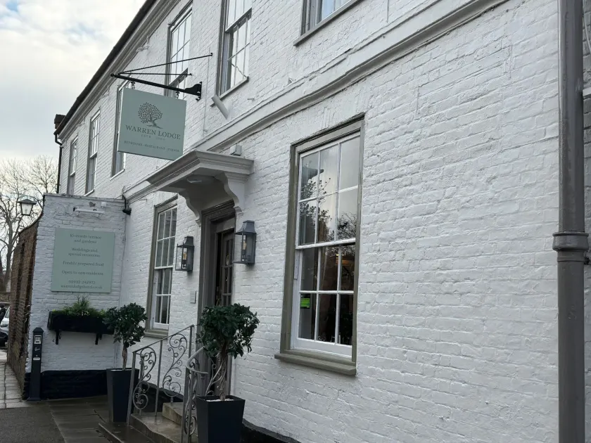 Warren Lodge - Image 1