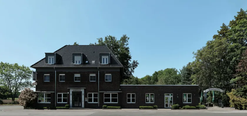 Beisenbusch Hotel & Restaurant - Image 1
