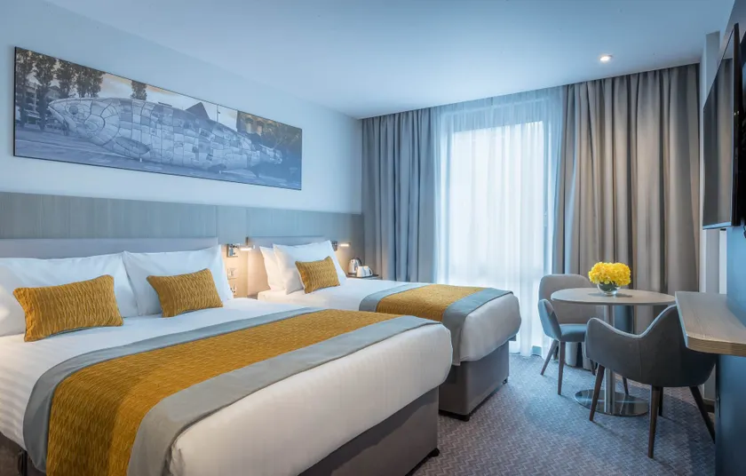 Maldron Hotel Belfast City - Image 1