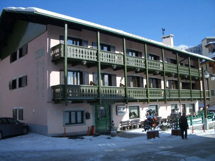 Hotel Zeni - Image 1