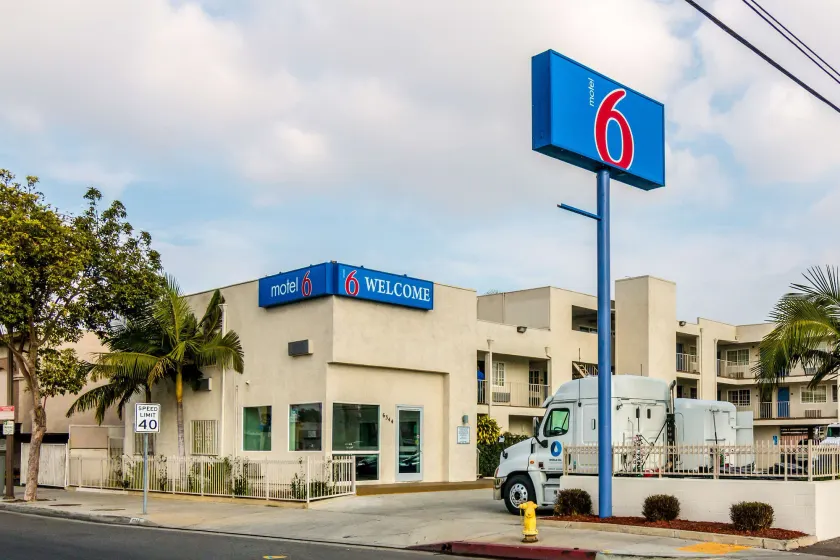 Motel 6 Bell Gardens, CA - Los Angeles - Image 1