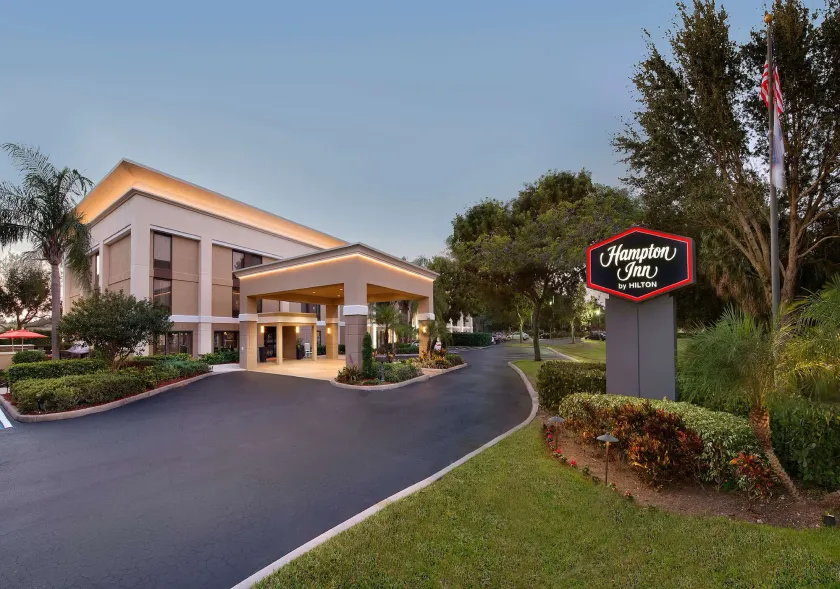 Hampton Inn - Naples - I-75 - Image 1