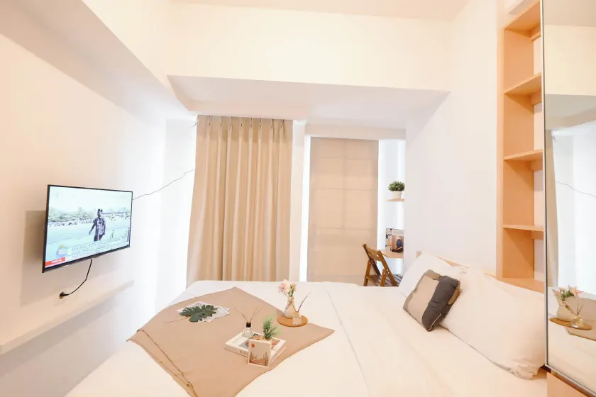 Basic Look Studio (No Kitchen) Apartment Tokyo Riverside Pik 2 - Image 1