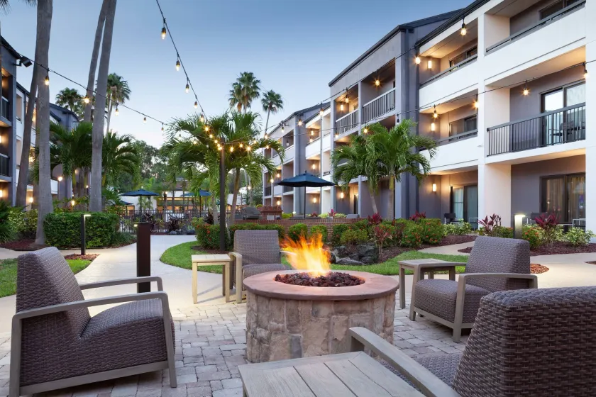 Courtyard St. Petersburg Clearwater - Image 1