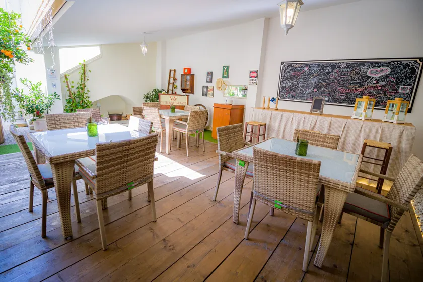 V&V Suite & Breakfast - Image 1