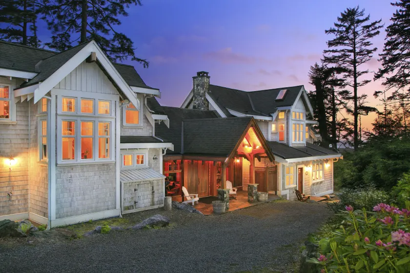 Black Rock Beach House - Image 1