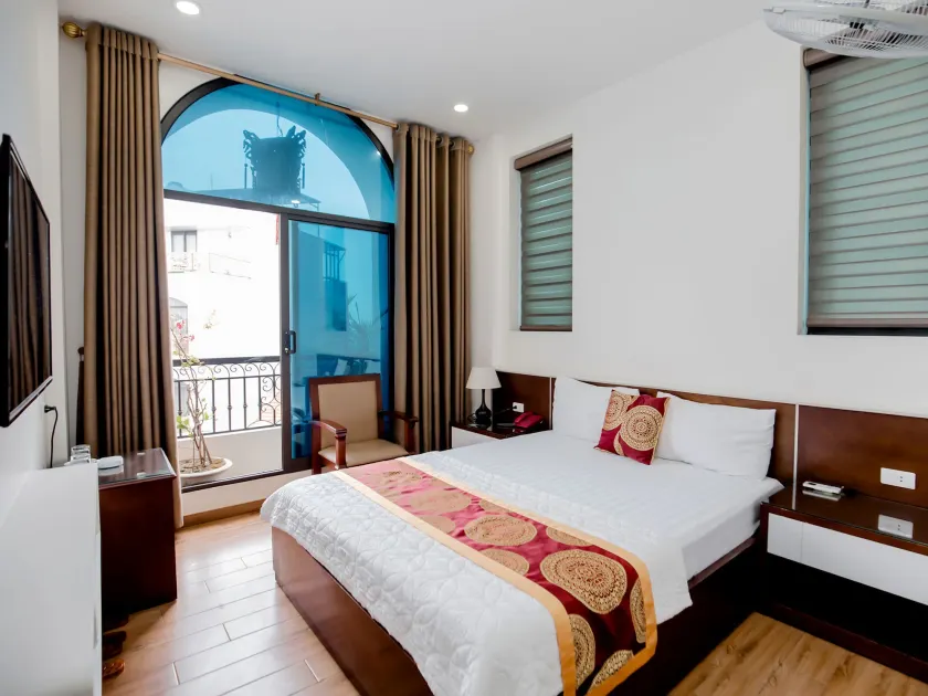 Phuong Nam Luxury Hotel Long Bien - Image 1