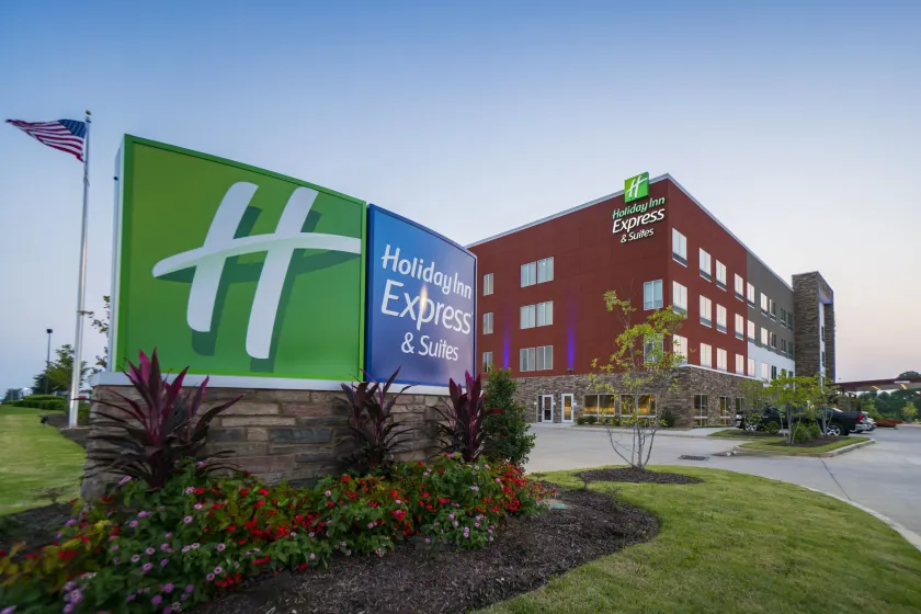 Holiday Inn Express & Suites - Southaven Central - Memphis by IHG - Image 1