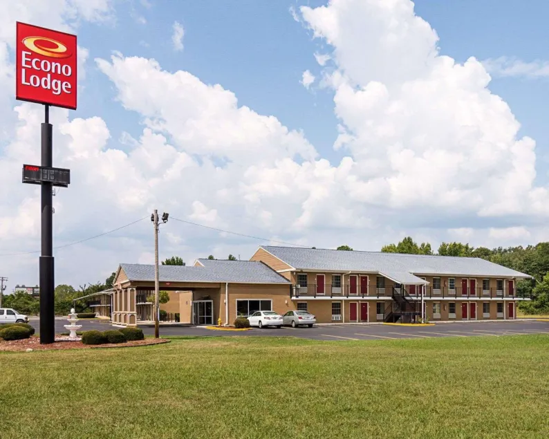 Econo Lodge Pine Bluff - Image 1