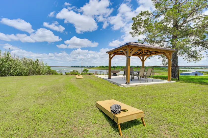 Cabin w/ Dock on Hubbard Creek Lake: Pets Welcome! - Image 1