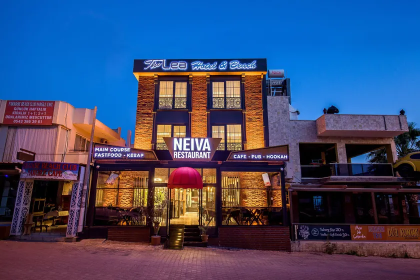 The Lea Hotel - Image 1