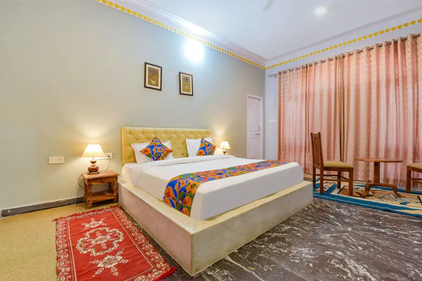 Fabhotel The Castle Homestay I - Image 1
