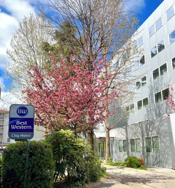 Best Western City Hotel - Image 1